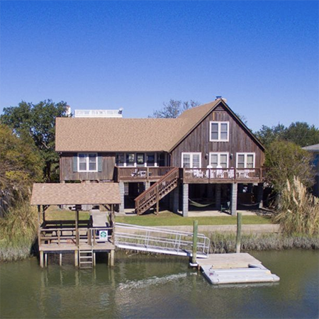 Great Rate on this Creekfront Home at Litchfield Beach