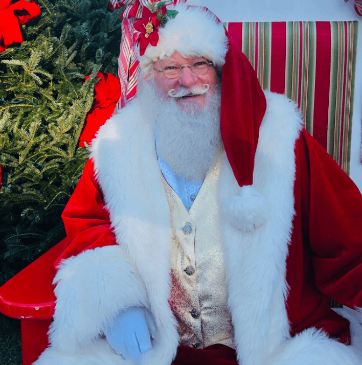 Santa for downtown pawleys holiday-onlypawleys