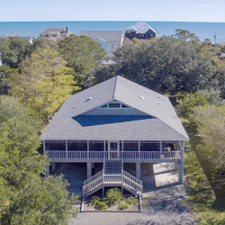 Save up to $300 – Sleeps 18 at North Litchfield Beach!!!