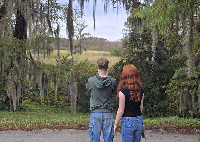 Couple at Brookgreen-Hammock-Coast-South-Carolina